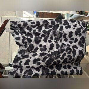 Banana Republic Black and Gray Animal Print Pencil Skirt